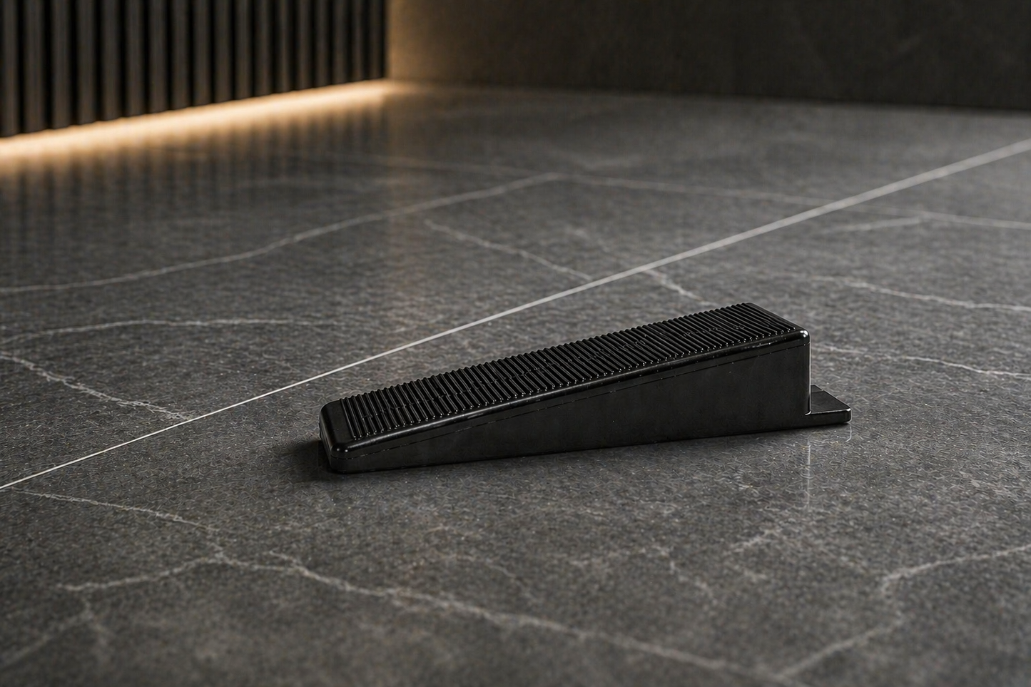 Oskita Civiplas tile leveling wedge with tile background